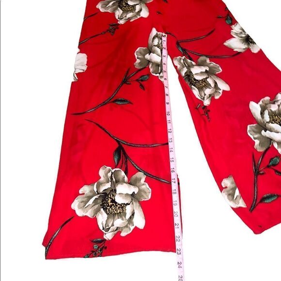 Forever 21 Magnolia Print Red Strappy Wide Leg Jumpsuit Size Medium - Picture 11 of 14